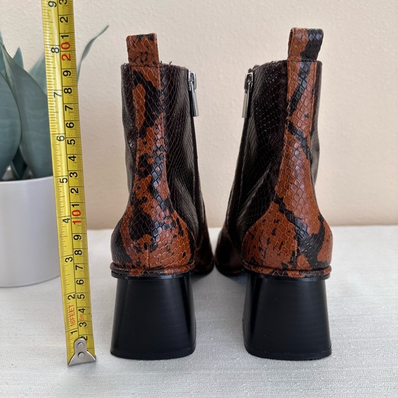 Violeta Brown/Tan Snake Skin Leather Heeled Zip Ankle Boots Women’s EU38 US7 - Picture 10 of 14